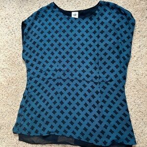 Cabi Navy Blue and Light Blue Patterned Flowy Blouse size M